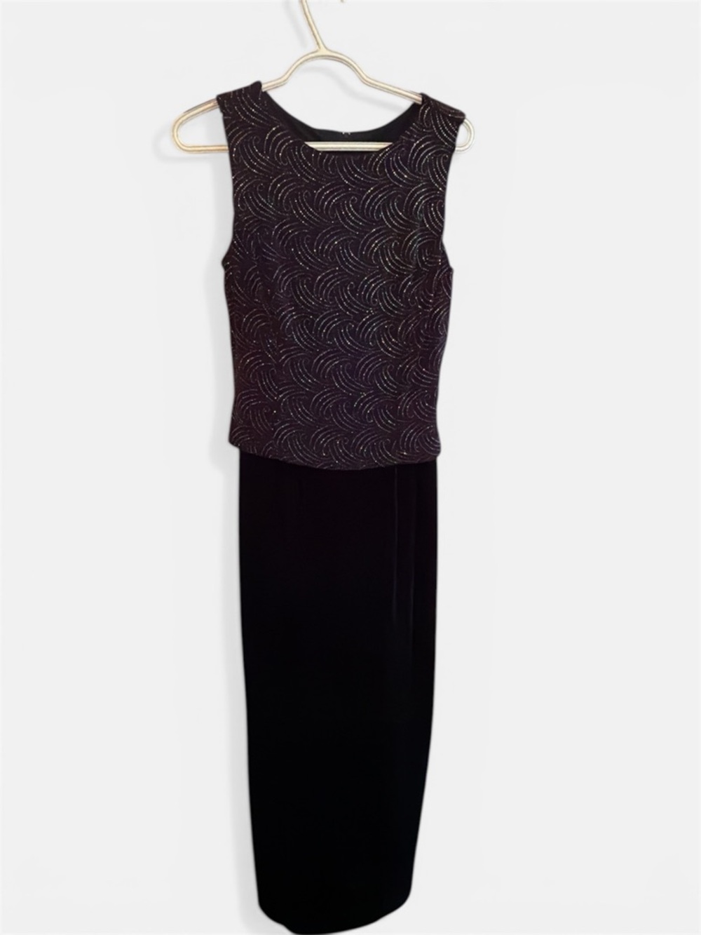 Sleeveless‎ Navy & Glitter Maxi Dress